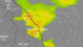 Rạng sáng 24-9, bão số 6 đi vào khu vực từ Thừa Thiên-Huế đến Quảng Ngãi và suy yếu dần thành áp thấp nhiệt đới. Ảnh: Windy