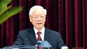 Thay mặt Ban Chấp hành Trung ương, Tổng Bí thư Nguyễn Phú Trọng đã ký Quy định số 37-QĐ/TW (ngày 25-10-2021) về những điều đảng viên không được làm