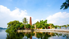 Cận tết, du khách bắt đầu “săn tour” du xuân kết hợp lễ Phật cầu an