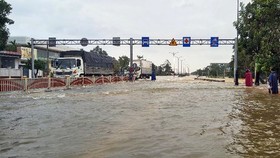 Cần xử lý nhiều điểm úng ngập trên QL1, đường Hồ Chí Minh