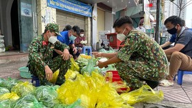 Ngày đầu tiên cán bộ, chiến sĩ xuất quân phòng, chống dịch trên địa bàn TPHCM