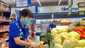 Chuỗi siêu thị Co.opmart đón khách bình thường trở lại từ ngày 1-10
