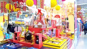 Giỏ quà tết giá bình dân hút khách