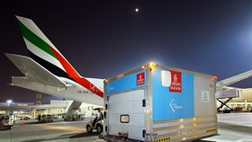 Emirates SkyCargo vận chuyển 50 triệu liều vaccine Covid-19