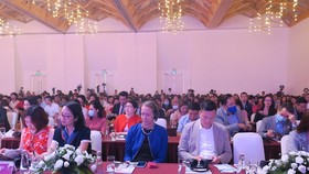 Các đại biểu tham dự diễn đàn