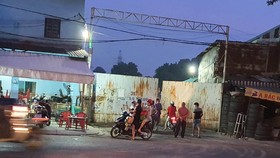 Bến xe “cóc” vẫn lén lút hoạt động