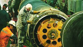 Thi công đường ống khí đốt thuộc dự án Nord Stream 2