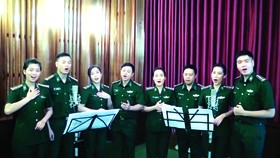 Một cảnh trong chương trình "Tiếng hát át Covid"