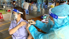 Bộ GTVT đề nghị bỏ điều kiện tiêm đủ 2 mũi vaccine được đi xe khách