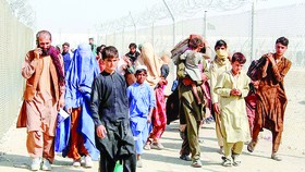 Afghanistan: Bất ổn, đói kéo dài