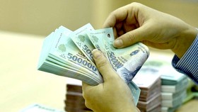 Lãi suất cho vay hiện vẫn còn neo cao ở một số tổ chức tín dụng
