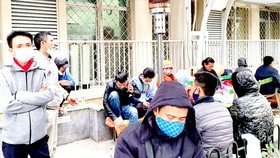 Vượt qua giá rét