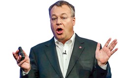 CEO Stephen Elop “Điệp viên” giới công nghệ