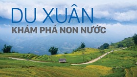 Du xuân khám phá non nước