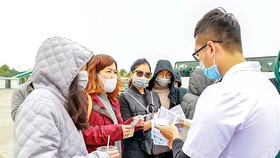 Hướng dẫn phòng chống dịch cho khách du lịch.