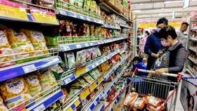 Doanh thu nhiều ngành dịch vụ giảm sâu trong 2 tháng đầu năm