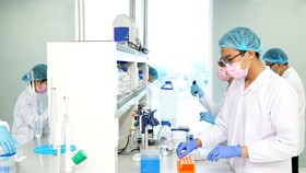 Công ty CP Công nghệ sinh học Dược Nanogen tiên phong bắt tay vào dự án sản xuất vaccine Covid-19. Ảnh: HOÀNG HÙNG