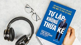 Học hỏi kinh nghiệm từ tỷ phú tự thân nổi tiếng nước Mỹ