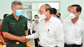 Chủ tịch nước Nguyễn Xuân Phúc: Thúc đẩy TPHCM thành hình mẫu, có sức cạnh tranh trong khu vực