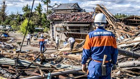 Thiệt hại sau lốc xoáy tại thành phố Chiba, Nhật Bản năm 2019. Ảnh Getty Images