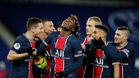 PSG thắng Strassbourg 4-0