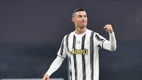 Cuộc đua Serie A căng thẳng ngay đầu năm mới