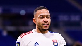 Memphis Depay vẫn chơi rất hay trong màu áo Lyon