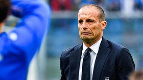 HLV Max Allegri bị nghi ngờ rửa tiền cho Mafia