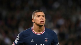Kylian Mbappe quyết sang Madrid cuối mùa