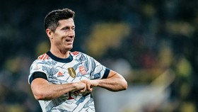 Robert Lewandowski vẫn ghi bàn liên tục ở Bayern