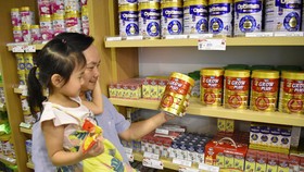 Người tiêu dùng có thể mua sữa bột “Dielac Grow Plus có tổ yến” tại các cửa hàng và trang thương mại điện tử Giấc mơ sữa Việt của Vinamilk