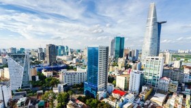 Tái cơ cấu nền kinh tế: Thách thức và cơ hội