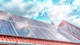 UOB Việt Nam cấp tín dụng xanh phát triển dự án năng lượng mặt trời
