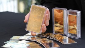 Đồng USD chi phối biến động của thị trường vàng thế giới tuần qua