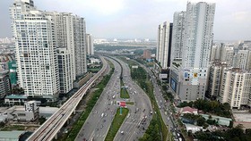 Thu hồi thêm đất 2 bên công trình hạ tầng để tái định cư và bán đấu giá