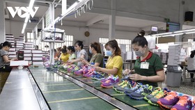 Do ảnh hưởng của Covid-19 khiến thị trường xuất khẩu ngành da giày gặp nhiều khó khăn.