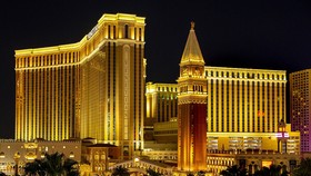 Las Vegas Sands rời Las Vegas, rao bán 2 sòng bạc