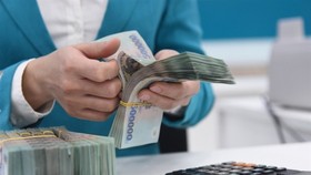 Doanh nghiệp lao đao vẫn trả lãi cắt cổ