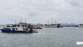 Quảng Ninh quyết định tạm dừng hoạt động tham quan, du lịch để ngăn ngừa nguy cơ dịch COVID-19 bùng phát - Ảnh: TIẾN THẮNG