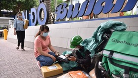 Chợ Tốt, Shopee, Lazada... vào tầm ngắm thuế: Bán hàng nhà không xài thì sao?