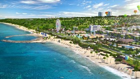 Tổ hợp du lịch nghỉ dưỡng giải trí NovaWorld Phan Thiet (Tiến Thành, Bình Thuận) quy mô 1.000ha của Novaland.