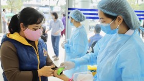 Thủ tướng yêu cầu kiểm soát dịch bệnh, cương quyết giữ vững các mục tiêu