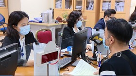 Kết quả thực hiện 5 tháng, đã gia hạn 21.000 tỷ đồng tiền thuế, tiền thuê đất (Ảnh minh họa: KT)