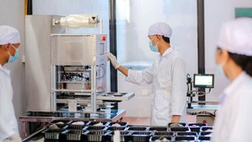 Chủ động các điều kiện trong nước để có được chiến lược bài bản cho nguồn vốn FDI, ở cả chiều thu hút công nghệ của nhà đầu tư FDI và khả năng lan tỏa của nguồn vốn FDI.