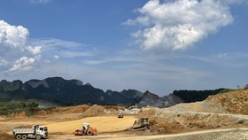9 dự án cao tốc Bắc-Nam tiếp tục 'kêu cứu' vì... vẫn thiếu vật liệu