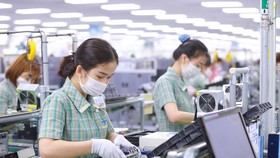 Nhiều tổ chức, doanh nghiệp cho rằng cần trao quyền chủ động trong sản xuất và phòng chống dịch cho các tổ chức, doanh nghiệp.