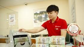 Nên giữ hay bỏ trần tín dụng với các ngân hàng thương mại?