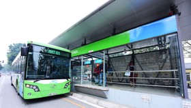 BRT Kim Mã - Yên Nghĩa được tổ chức làn đường ưu tiên. Ảnh: Giang Huy
