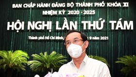 Hội nghị Thành ủy TPHCM lần 8: Bàn giải pháp chống dịch và khôi phục kinh tế