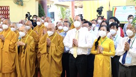 Ghi nhận đóng góp của tăng ni, phật tử quận 8 trong phòng chống dịch Covid-19